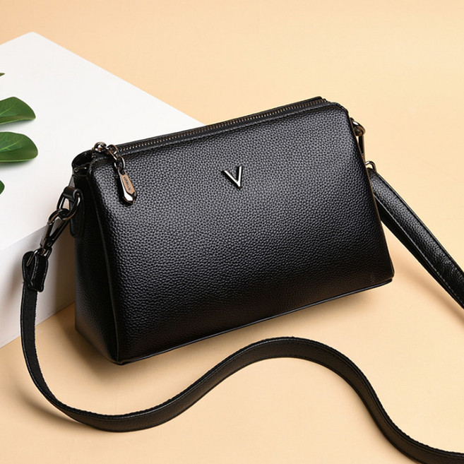 donnashop 女款牛皮斜背包 SC-41862, 黑色