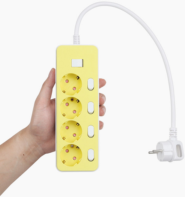 Ijung 更優質 過載保護 個別開關 4孔延長線 CP-TG04