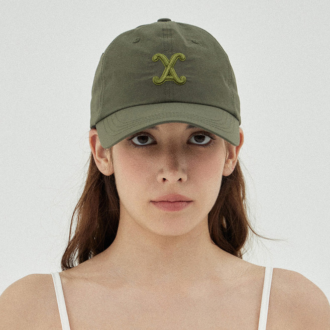 바잘 VA 커브드 로고 나일론 볼캡