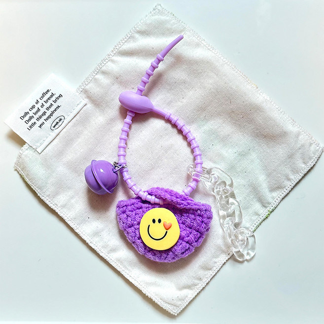 소리달 마일츠 스마일 니트 방울 체인 가방 키링