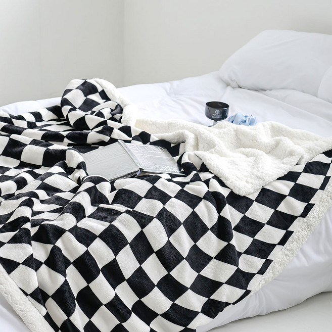 믹스앤매치 체커보드 극세사 담요