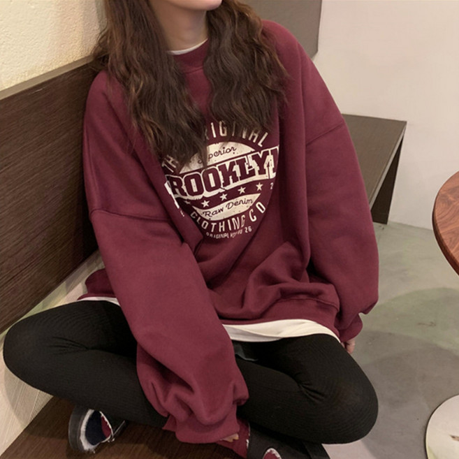 Andaromi 女款布魯克林大尺碼刷毛長版大學T