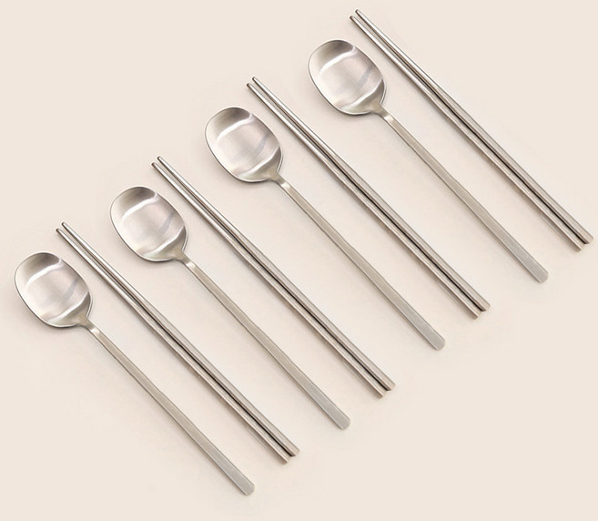 달팽이리빙 퀴진드마망 순수 4인 커트러리, 실버, 숟가락 4p + 젓가락 4p, 1세트