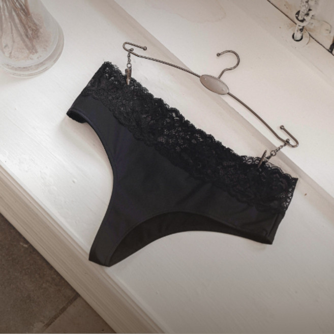 소네트브라이드 여성용 고디바 레이스 티 팬티