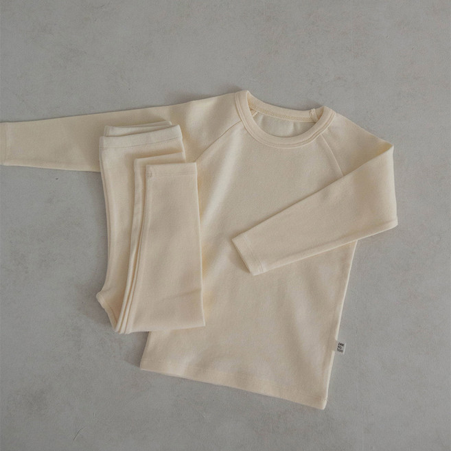 피카부 아동용 슬림핏 바니 상하의 세트