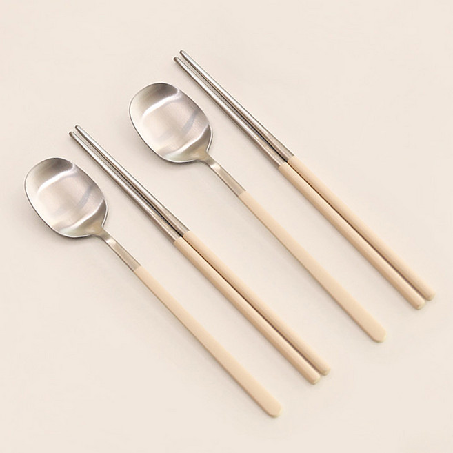 퀴진드마망 순수 2인 수저 세트, 크림화이트, 숟가락(2p) + 젓가락(2p), 1세트