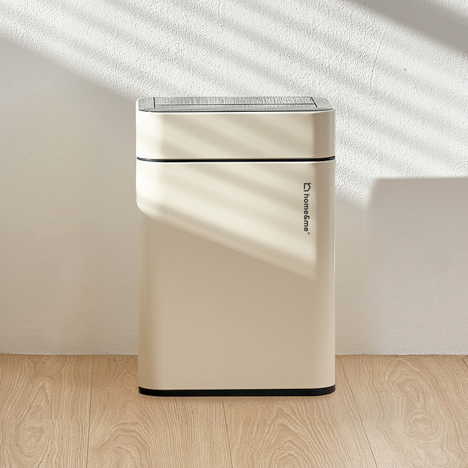 홈앤미 슬리드 스마트 자동센서 쓰레기통 15L, 소프트크림