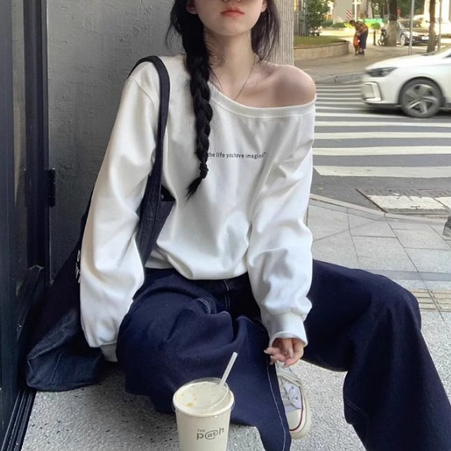 마켓에이 여성용 해브 오프숄더 오버핏 맨투맨