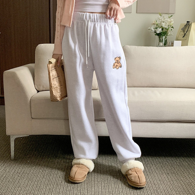 시크블랙 여성용 감퍼가 곰돌이 패치 기모 조거 팬츠 cppt14593k4a