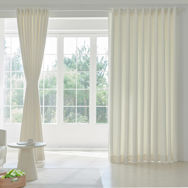 뷰하우스 스위트코트니 방한 커튼 아일렛형