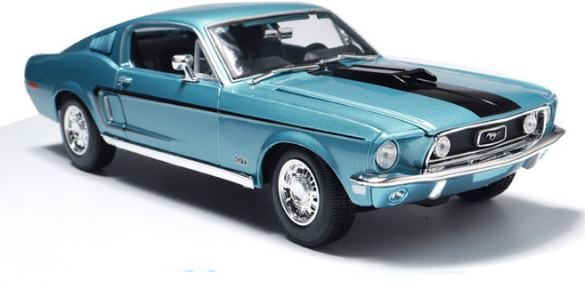 Maisto 1：18 福特野馬 GT Cobra Jet FB 1968 老爺車 壓鑄玩具, 霧面藍, 1個