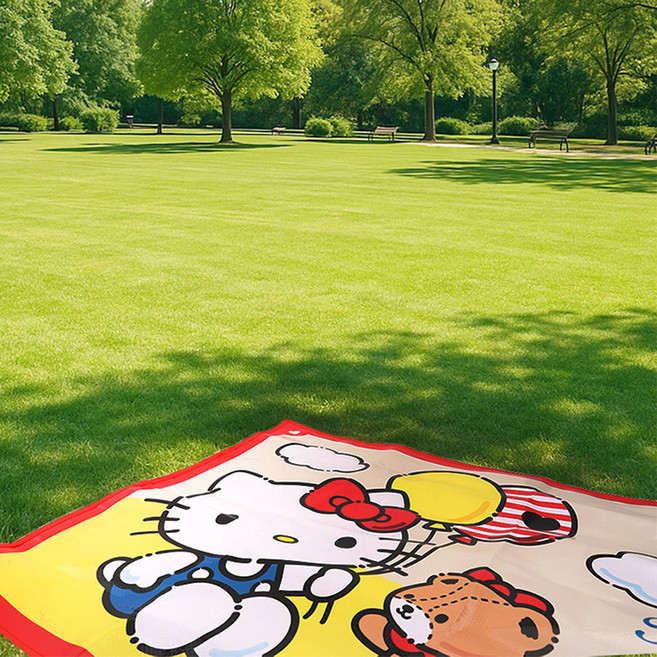 산리오 캐릭터 피크닉 매트, 헬로키티