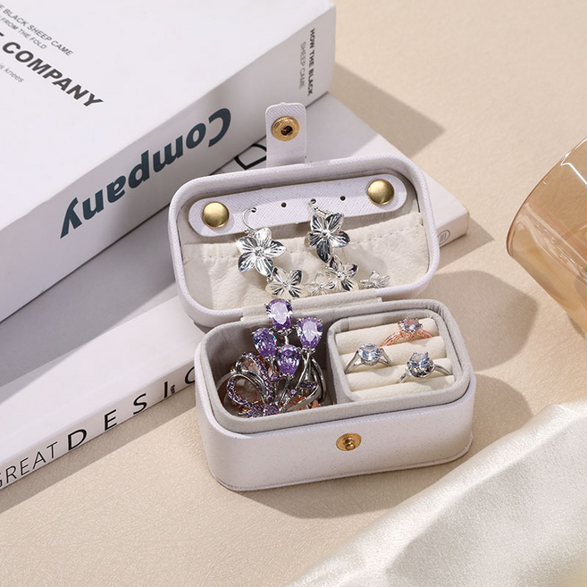 모아노 고급 가죽 쥬얼리박스 9.5 x 5 x 5 cm, 펄 화이트, 1개