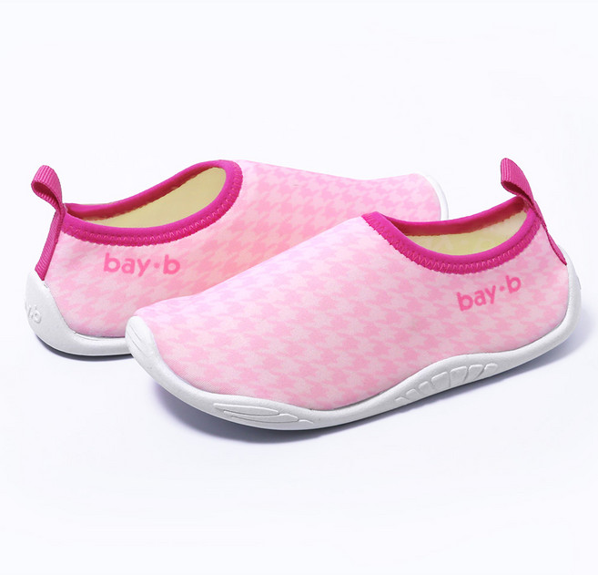 bay-b 兒童千鳥格水上運動鞋