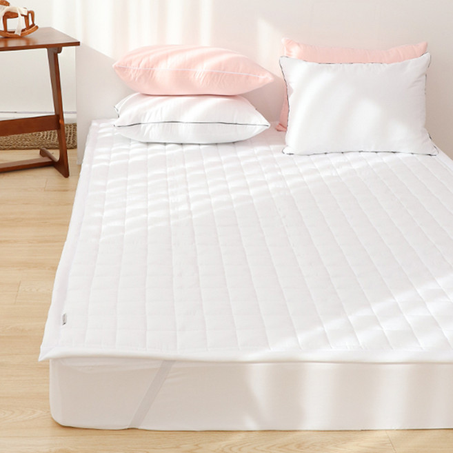 부드럽고 푹신한 워싱 고정밴드형 침대 패드, 화이트