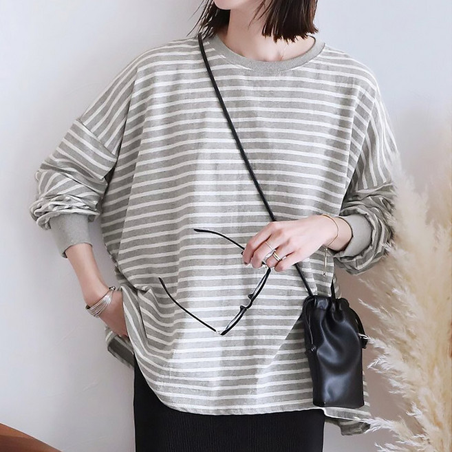 퀸이즈 여성용 라운드넥 단가라 티셔츠