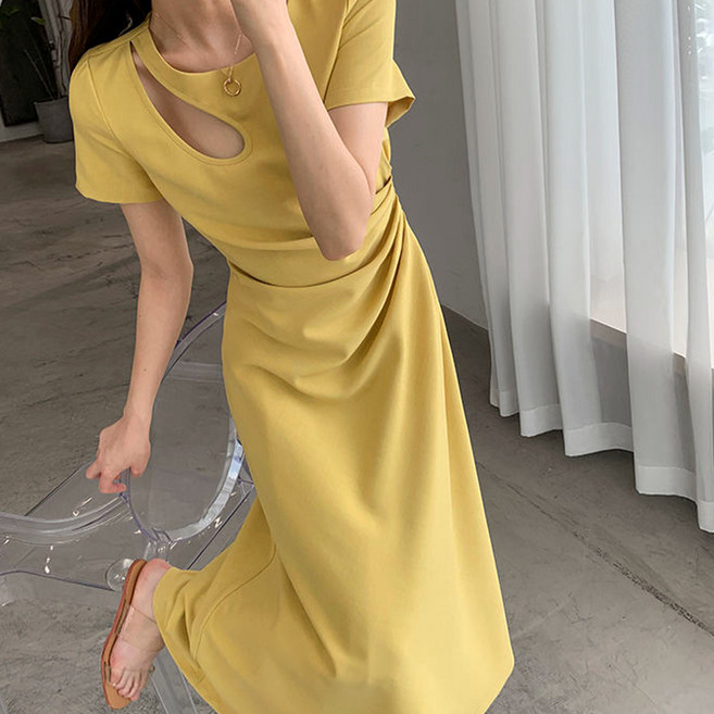 TheSirup 女款修身側邊抓皺短袖長版連身裙, 黃色