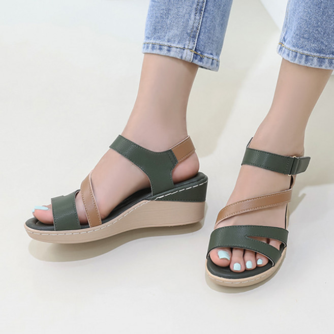 J SHOE 女款雙色牛皮坡跟涼鞋, 230, 卡其色