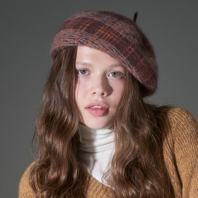 WHITE SANDS 女款變形格紋安哥拉毛Comoene貝雷帽