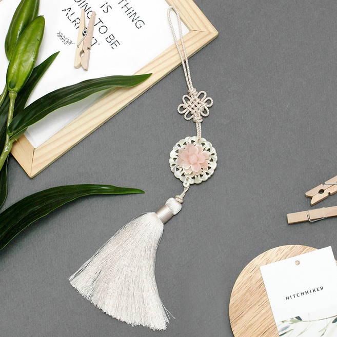 드레스하우스 비단길 연옥 국화매듭 태슬 노리개