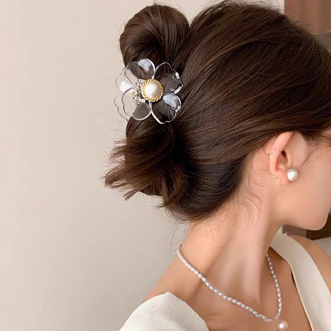 걸핀스 여성용 포리프 펄 포인트 플라워 집게핀 1141