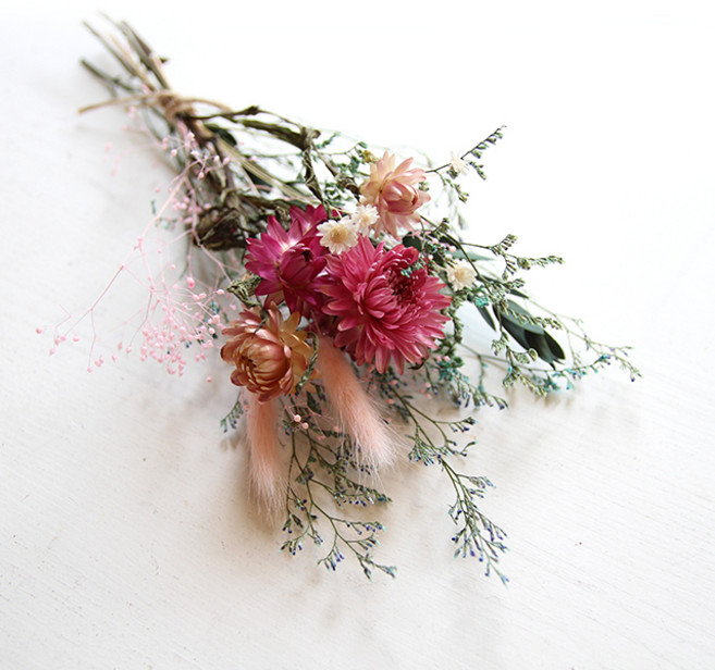 더봄 헬리크라섬과 유칼립투스 믹스다발 드라이플라워, 핑크