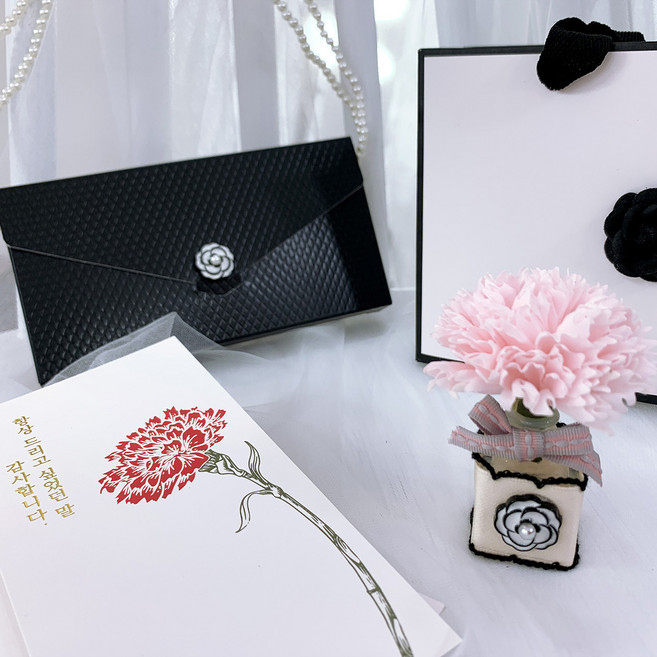 노블리 비누꽃 카네이션 + 감사함을 전하는 스타일 용돈 가방 + 쇼핑백 + 감사 카드 세트, 핑크(조화), 1세트