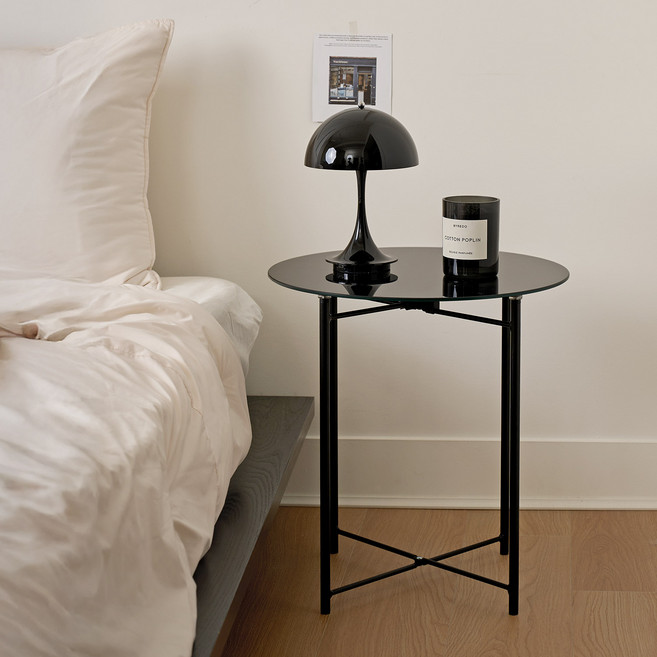 ROOM&HOME Onyx 玻璃折疊桌
