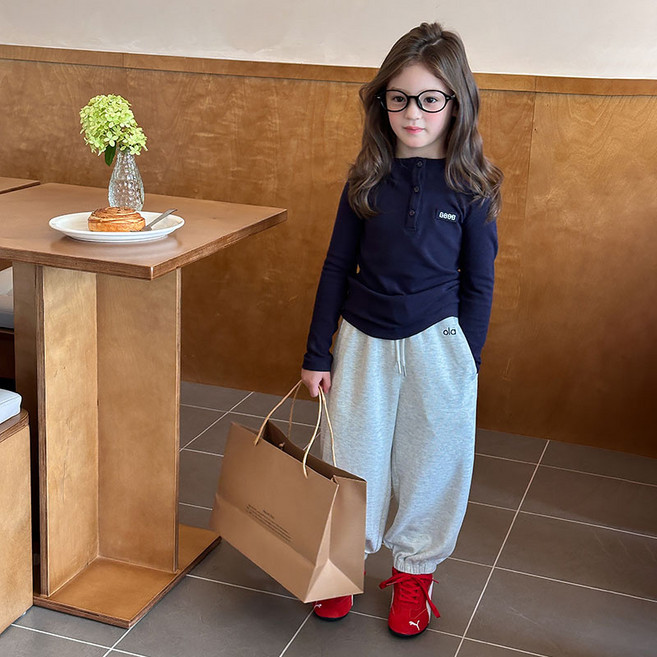 Starbean 刺繡布貼修身連帽長袖T恤