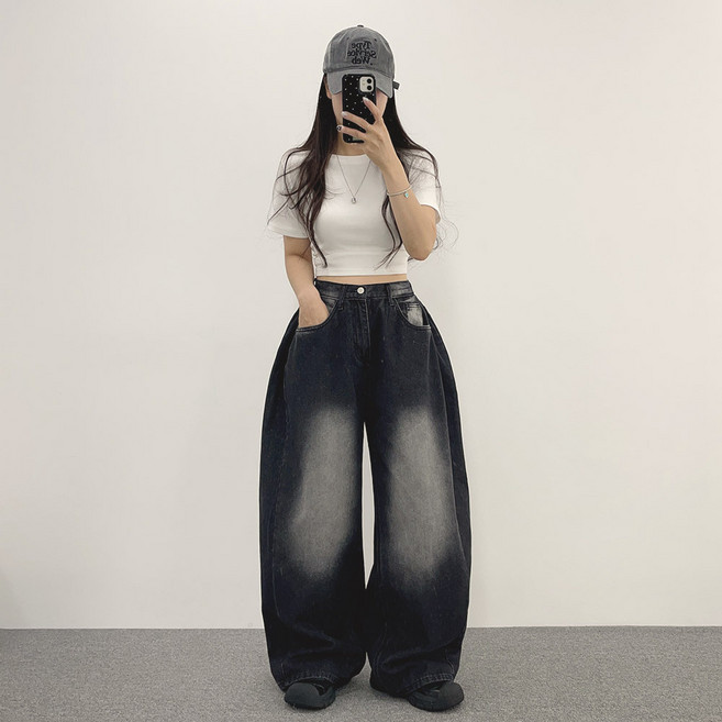 Wid Huilin 女款四季側邊抓褶復古水洗寬版丹寧牛仔褲 基本款