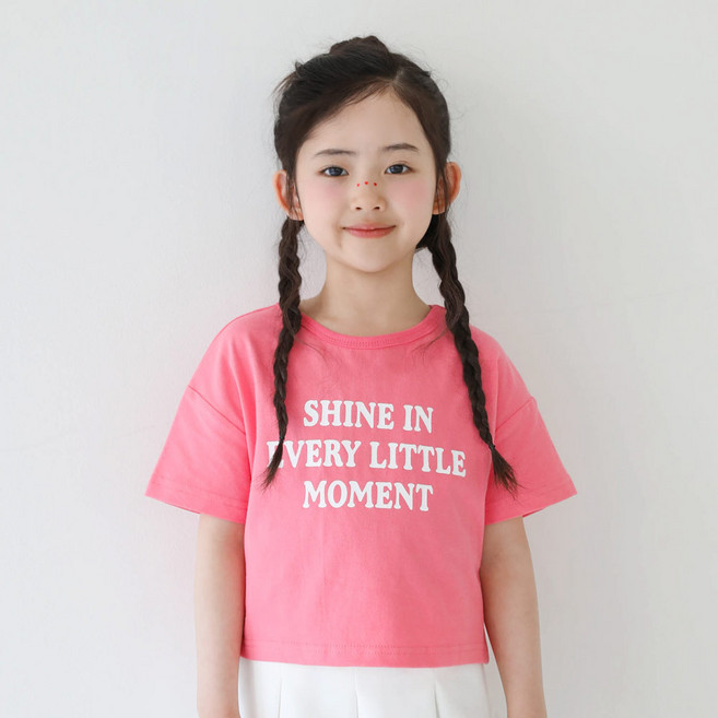 ROROCHAT 兒童透氣棉質半短版字母Hida短袖T恤