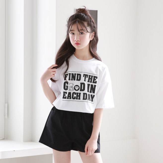 나나주니 라운드넥 파인드굿 반팔 티셔츠