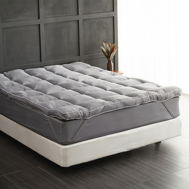 라뽐므 데인티 토퍼, 그레이