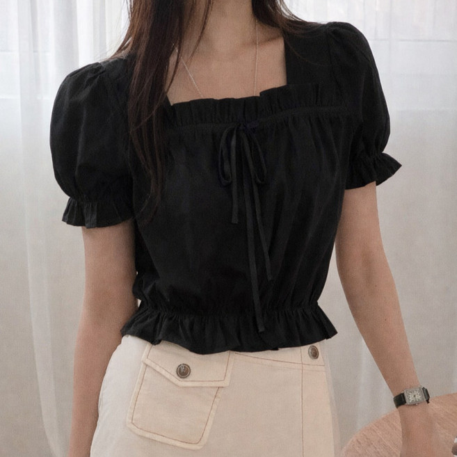 라라온 코튼 퍼프 프릴 스트랩 반팔 크롭 블라우스 26TSP3780