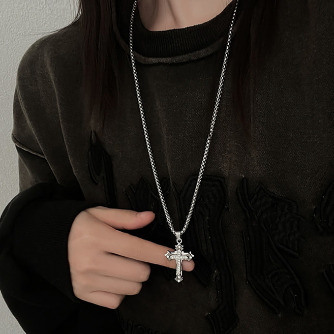 젤루나 써지컬 큐빅십자가 힙한 목걸이 M-56