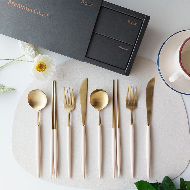 보겐 에펠 양식 2인조 선물세트, 골드 + 크림, 디너스푼 2p + 젓가락 2p + 포크 2p + 나이프 2p