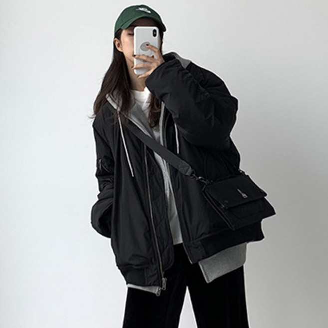 The Flow Commerce 女款隨性時尚風Oversize日常感連帽拉鍊外套