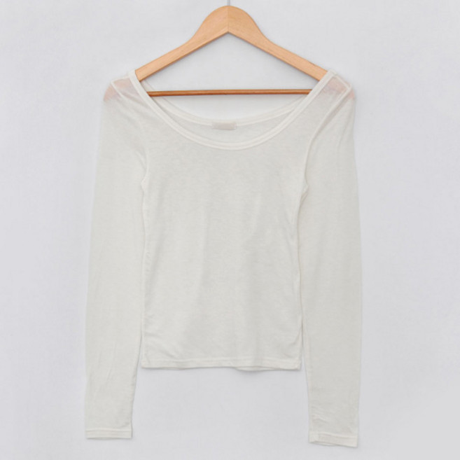 174 女款 Poning 喇叭袖 U領修身 T恤