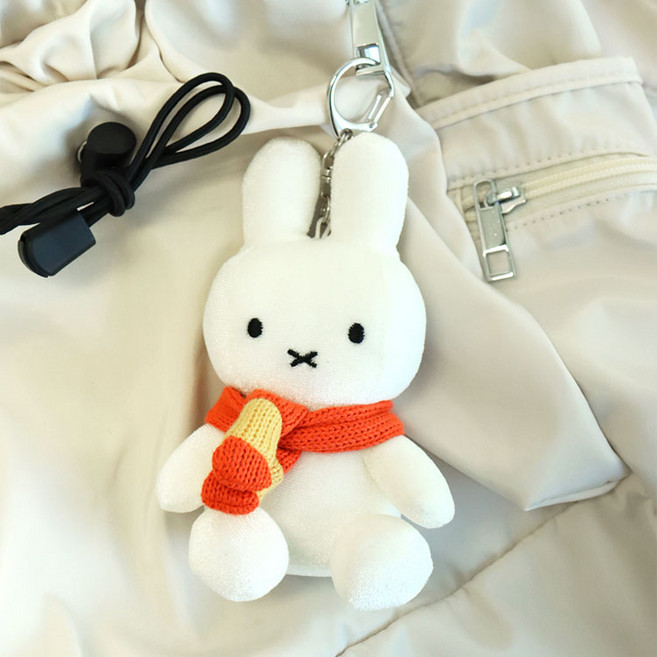 many A little Miffy 絲絨鑰匙圈, 橘色圍巾, 1個, 13cm