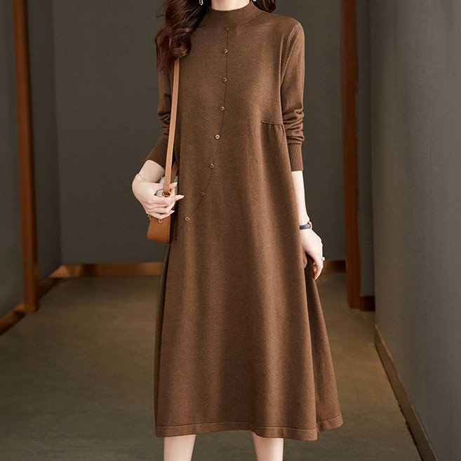 ATTERLIC Lilio 大尺碼鈕扣針織長版連身裙 11142, 棕色
