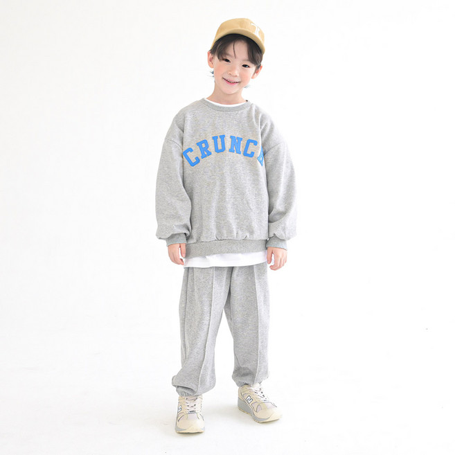 BOOMBOOMKIDS Merci Beaucoup 兒童壓花刺繡上下褲子套裝 SS24F10