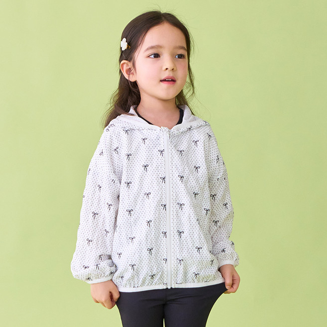 베베쥬 리본땡 후드 점퍼