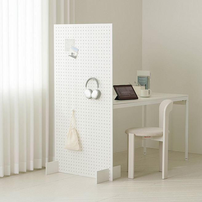 우드레이 슬릿 노프레임 타공 파티션 1200, 화이트