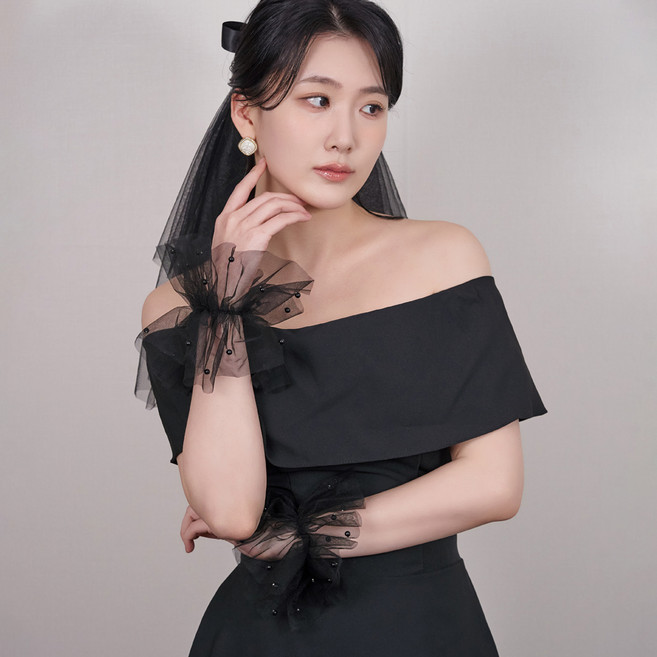 lilydress Allo 手腕短版罩衫 FREE LABL30