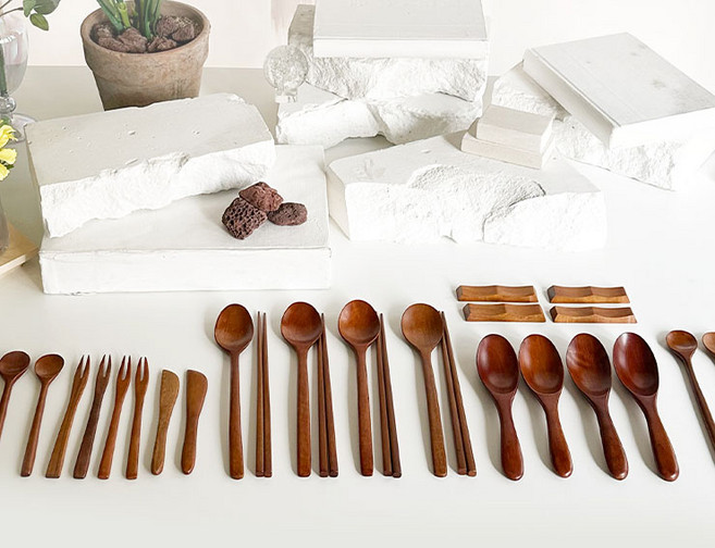 니코트 우드 4인 커트러리 풀세트, 수저 4p + 수저 받침 4p + 티스푼 4p + 티포크 4p + 버터나이프 2p + 롱스푼 2p + 시리얼스푼 4p, 1개