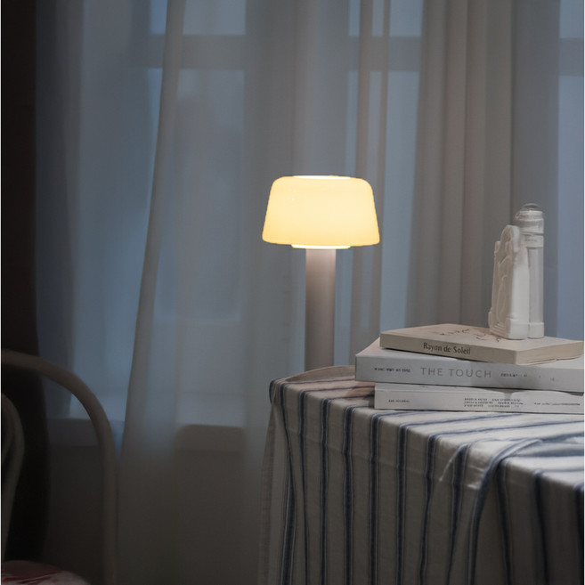 Midmood 中世紀室內裝飾照明 雪紡蛋糕氣氛長立燈, 奶油黃 + 白色