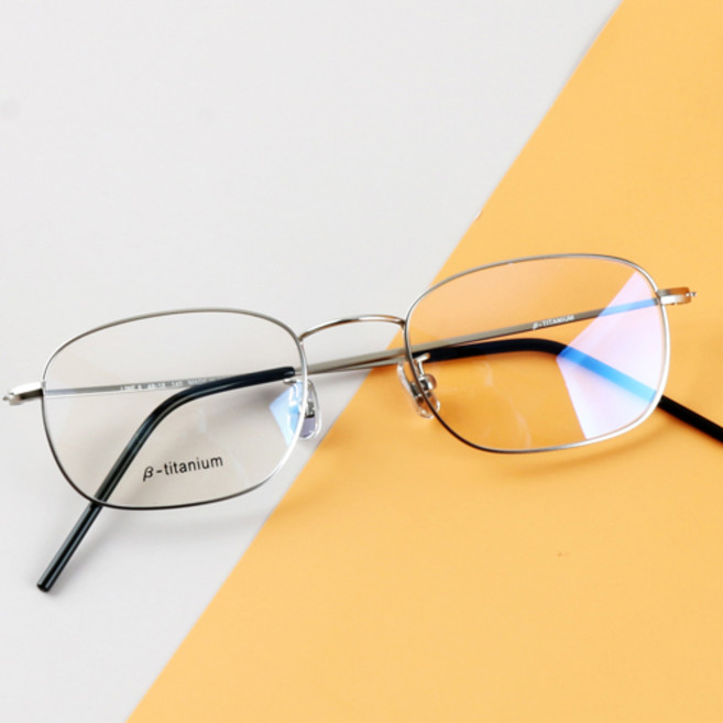BEIMA 韓國製 LN8 方形 β-鈦 眼鏡框 ONE(無鏡片) 銀色 + 眼鏡盒
