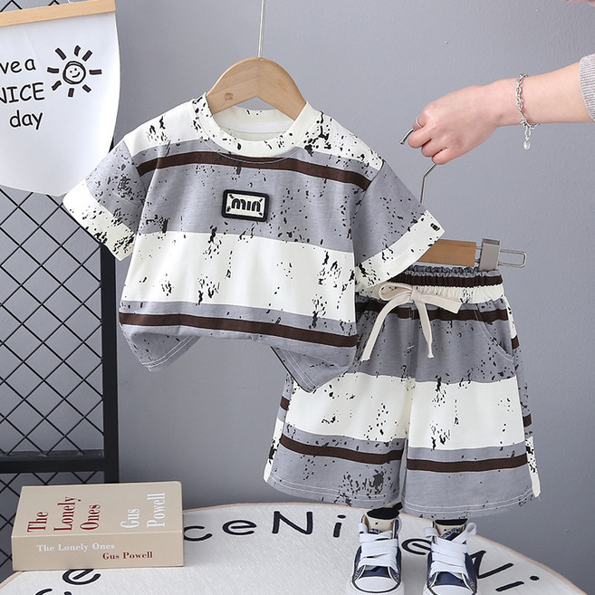 베베니즈 아동용 페인팅 스트라이프 반팔 티셔츠 + 반바지 세트