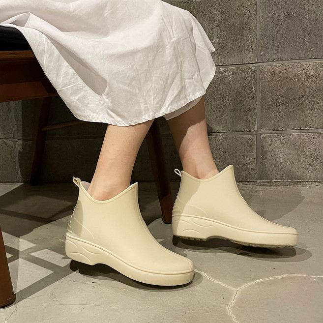 슈즈앤 여성 숏 베이직 레인부츠 SN1018