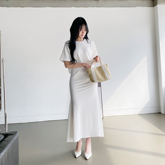 린다샵 미니멈 라운드넥 꽈배기 찰랑 롱스커트 세트 cpset3359k42